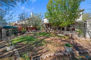 17813 Floribundas Ln, Elgin, TX 78621 - Photo 34