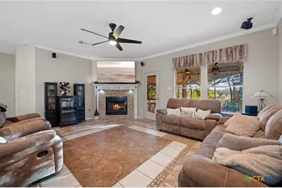 17813 Floribundas Lane, Elgin, TX 78621 - Photo 6