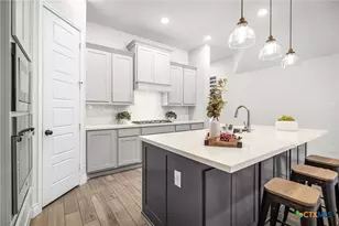 429 Juana Wy, New Braunfels, TX 78132 - Photo 6