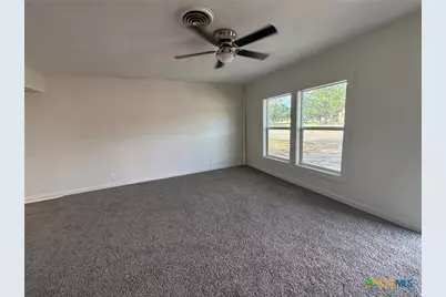 2111 E Red River Street, Victoria, TX 77901 - Photo 2