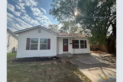 2111 E Red River Street, Victoria, TX 77901 - Photo 1