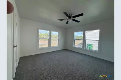 2111 E Red River Street, Victoria, TX 77901 - Photo 4