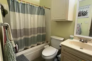 114 Chevy Chase St, Port Lavaca, TX 77979 - Photo 6