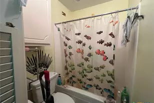 114 Chevy Chase St, Port Lavaca, TX 77979 - Photo 8