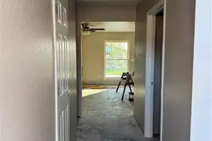 2504 Hanson Rd, Killeen, TX 76543 - Photo 2