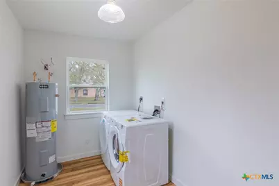 610 N Fair Street, Gonzales, TX 78629 - Photo 14