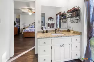 664 Co Rd 300, Hamilton, TX 76531 - Photo 18