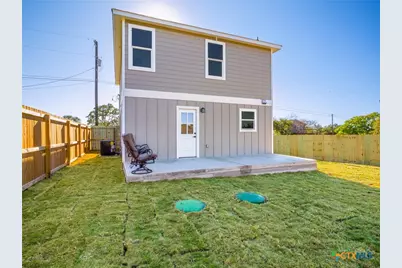 303 Cedarhill Drive, Marble Falls, TX 78654 - Photo 18