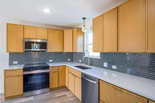 303 Cedarhill Dr, Marble Falls, TX 78654 - Photo 8