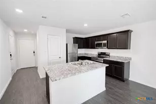 1411 N 10th St, Killeen, TX 76541 - Photo 1