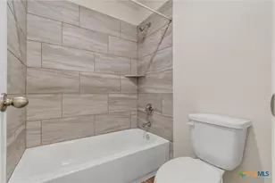 814 Waylon Cir, Killeen, TX 76542 - Photo 38