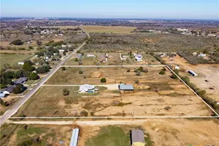381 Schneider Rd, Seguin, TX 78155 - Photo 46