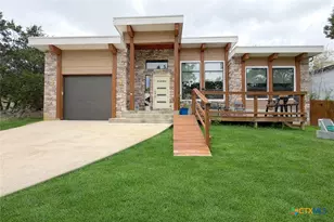 1151 Eastview Dr, Canyon Lake, TX 78133 - Photo 2