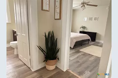 1316 N Olive Street, Seguin, TX 78155 - Photo 20