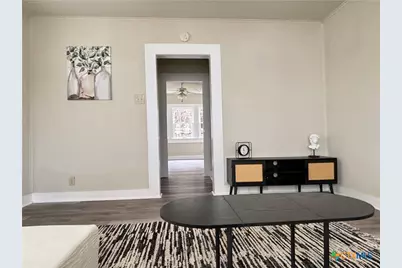 1316 N Olive Street, Seguin, TX 78155 - Photo 12