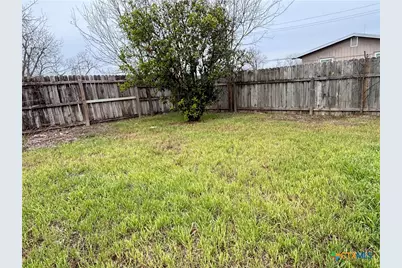 1316 N Olive Street, Seguin, TX 78155 - Photo 36