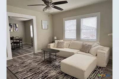 1316 N Olive Street, Seguin, TX 78155 - Photo 10