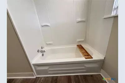 1316 N Olive Street, Seguin, TX 78155 - Photo 22