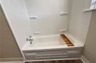 1316 N Olive St, Seguin, TX 78155 - Photo 22