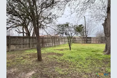 1316 N Olive Street, Seguin, TX 78155 - Photo 34