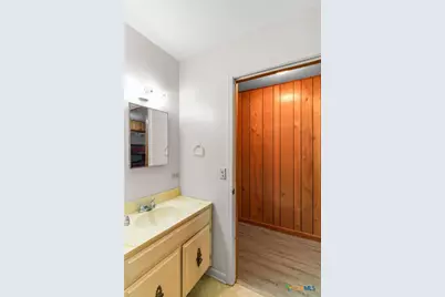 614 Sarah Street, Edna, TX 77957 - Photo 18