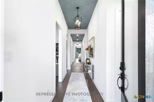 443 Cleveland Wy, New Braunfels, TX 78130 - Photo 14