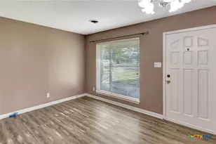 919 Eden Roc St, Victoria, TX 77904 - Photo 4