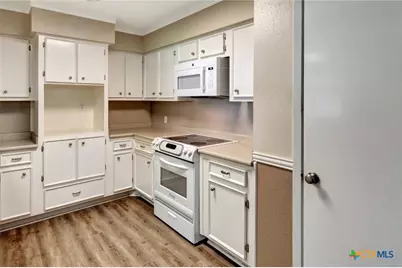 919 Eden Roc Street, Victoria, TX 77904 - Photo 12