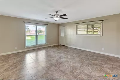 919 Eden Roc Street, Victoria, TX 77904 - Photo 28