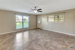 919 Eden Roc St, Victoria, TX 77904 - Photo 28