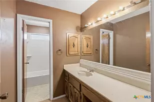 105 Chesapeake Ave, Victoria, TX 77904 - Photo 22