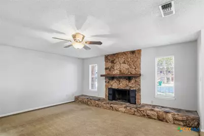 105 Chesapeake Avenue, Victoria, TX 77904 - Photo 6