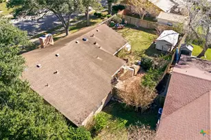 105 Chesapeake Ave, Victoria, TX 77904 - Photo 30