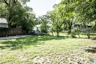 1004 E Buena Vista Ave, Victoria, TX 77901 - Photo 20