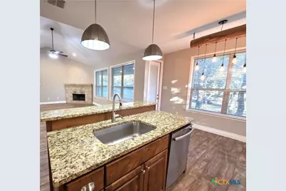 131 Flint Circle, Canyon Lake, TX 78133 - Photo 6