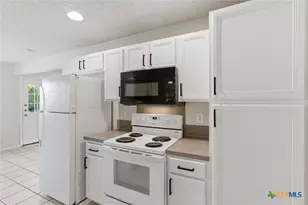 115 Crest Dr Dr, San Marcos, TX 78666 - Photo 6