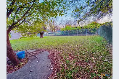 2126 Brookshire, Arlington, TX 76010 - Photo 12