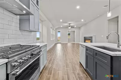 8507 Pine Muhly Drive, Lago Vista, TX 78645 - Photo 12