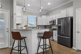 408 Magnolia Dr, Troy, TX 76579 - Photo 10