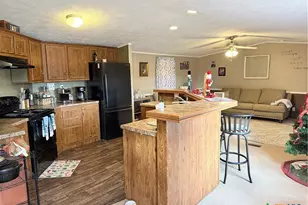 107 Dallas St, Goliad, TX 77963 - Photo 12