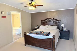 107 Dallas St, Goliad, TX 77963 - Photo 4