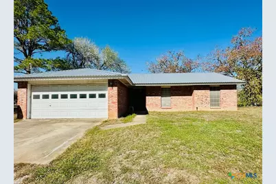 109 E 9th St., Yorktown, TX 78164 - Photo 1