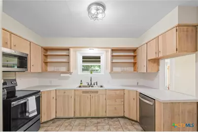 1003 Fern Lane, Victoria, TX 77904 - Photo 8