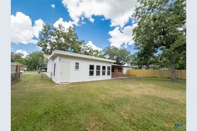 1003 Fern Lane, Victoria, TX 77904 - Photo 6