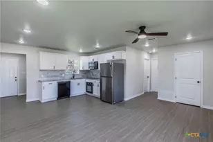 311 & 315 Smith St, Belton, TX 76513 - Photo 10