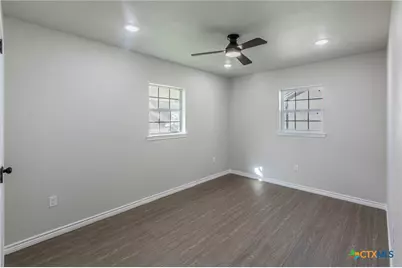 311 & 315 Smith Street, Belton, TX 76513 - Photo 12