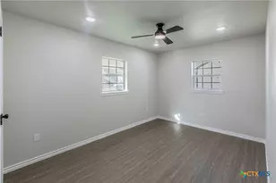 311 & 315 Smith St, Belton, TX 76513 - Photo 12