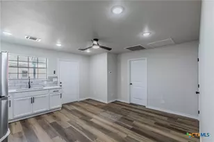 311 & 315 Smith St, Belton, TX 76513 - Photo 24