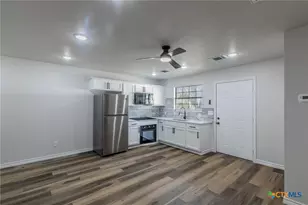 311 & 315 Smith St, Belton, TX 76513 - Photo 26