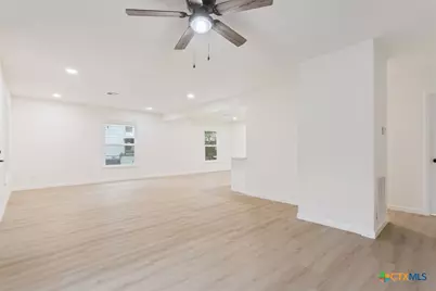 1029 N 45th Street, Waco, TX 76710 - Photo 10